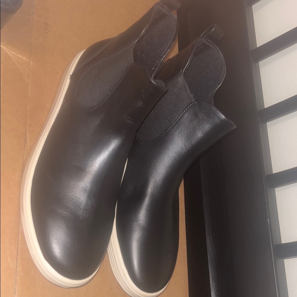 Ecco Soft 7 Black Leather Ankle Boots with White Soles